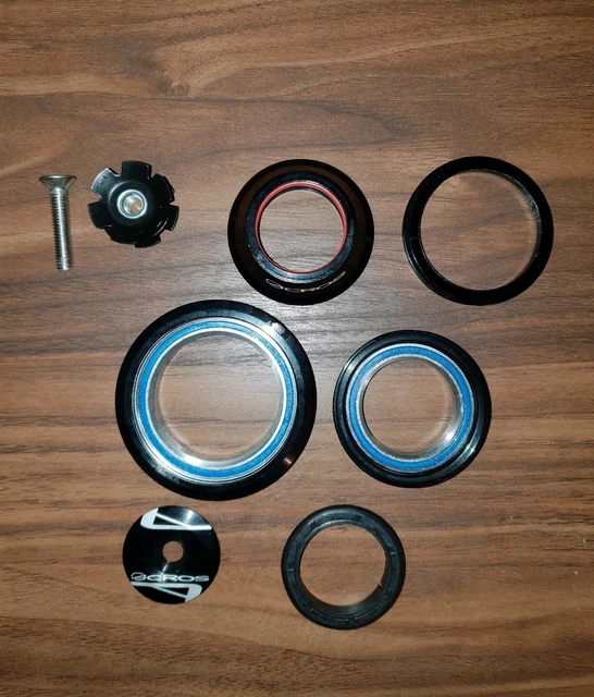 Kit cuscinetti per cuffie ACROS AZX 586 – Spark Sports Kit cuscinetti per cuffie ACROS AZX 586 – Spark Sports