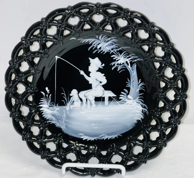 WESTMORELAND ME NOT BLACK 8 1/2" PLATE W/BOY FISHING 28.80
