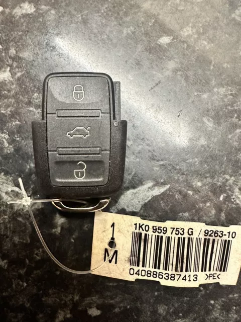 Genuine Volkswagen 3 Button Remote Flip Key Fob Tested & Working