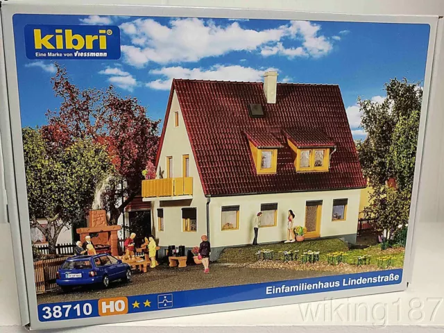 KIBRI/Marklin #38710 HO 1/87 Scale KIT 2-Story Single Family House with Attic