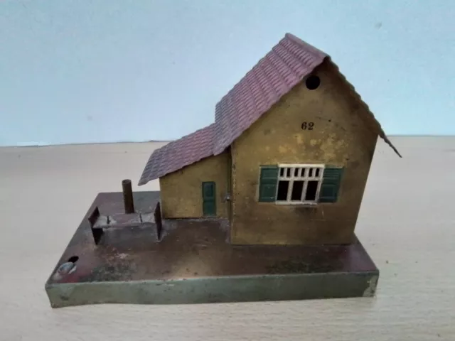 Marklin Echelle 0. Maquette Decor Diorama. Maison Gardien. Vintage En Tole