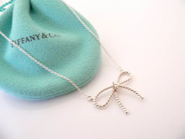 Tiffany & Co Silver Ribbon Necklace Twisted Bow Pendant Charm Chain Gift Pouch