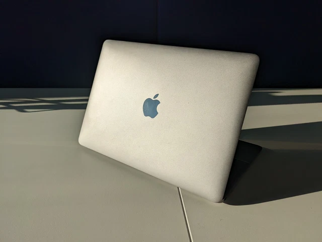 Apple MacBook 12" 2015 in perfect aesthetic conditions (READ DESCRIPTION)