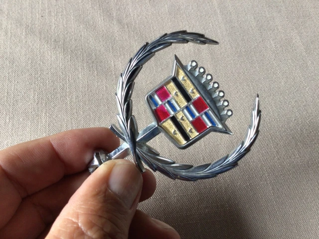 Cadillac Hood Ornament Emblem Seville Crest GM 3634590 Original 80s