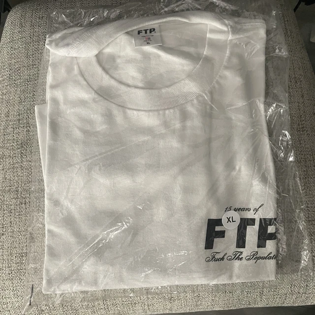 トップス FTP 15 YEAR ANNIVERSARY PULLOVER L Ftp Merch Store Shop 15 Year Anniversary Pullover - Newest