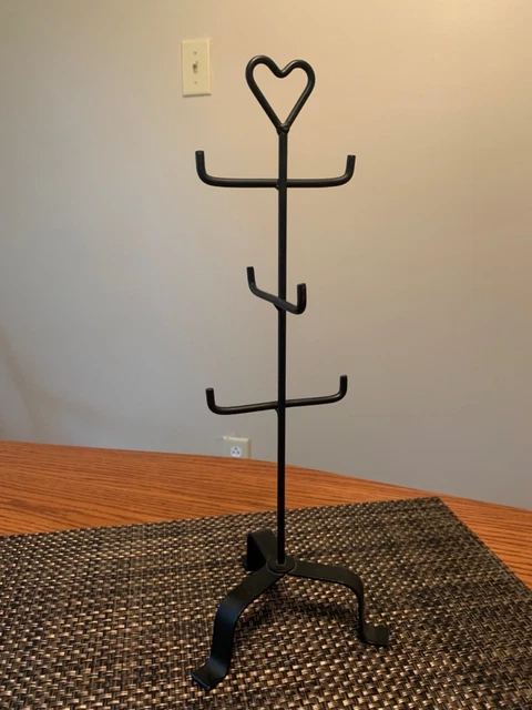 Wrought Iron Mini Basket Tree Stand - 6 Arm - 14” High