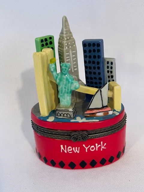 Statue Of Liberty  New York City porcelain Trinket Hinged Box