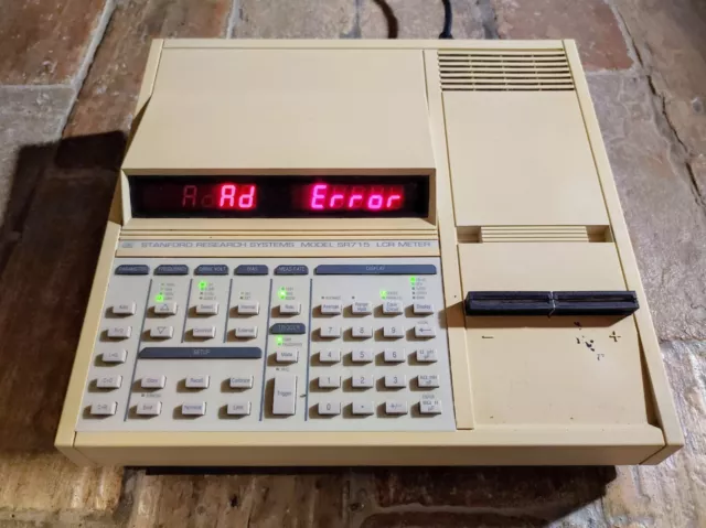 Stanford Research Systems Sr715 Lcr Meter Rs232 100/120V, 220/240V. (20220404)