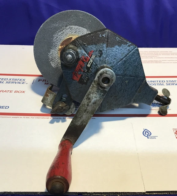 ANTIQUE VINTAGE OLD Tool Hand Crank Bench Grinder / Sharpener 4.5