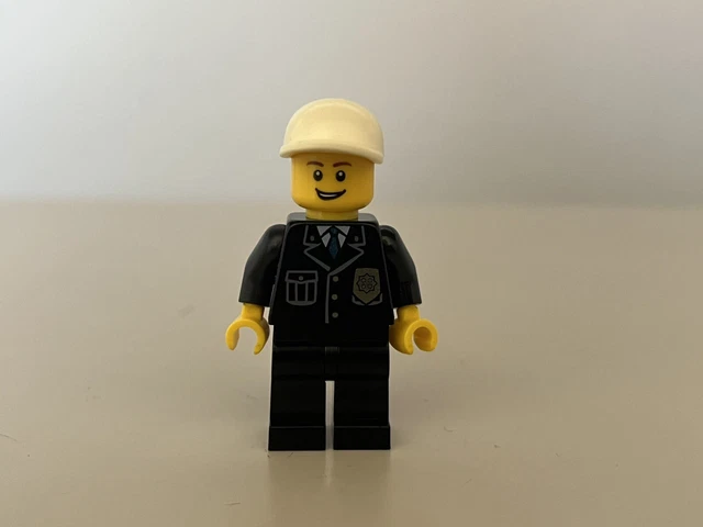 Lego Police City Officer Female Minifigure Blue Cap Ponytail 60317 60209 Cty0992
