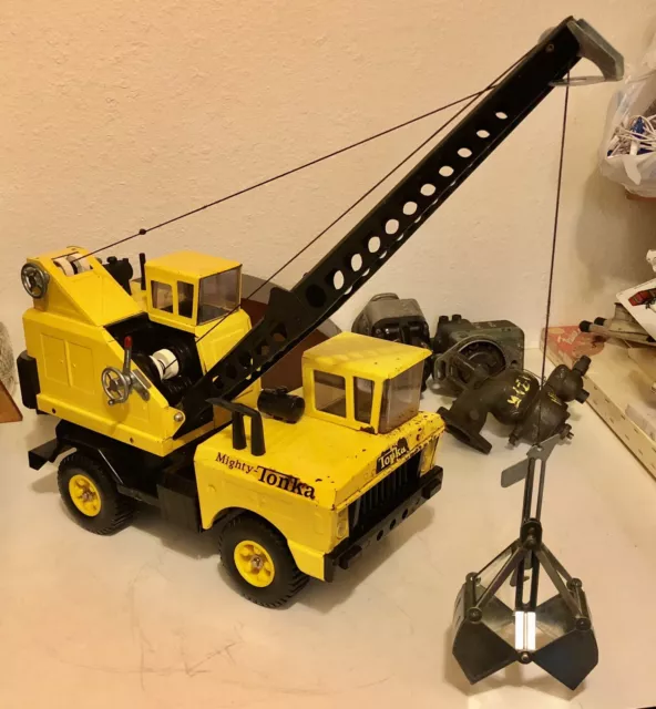 Vintage tonka crane value discount
