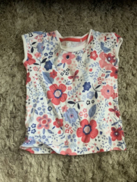 bundle of girls Next, Mini Club, M&S, Nutmeg clothes age 2-3 5