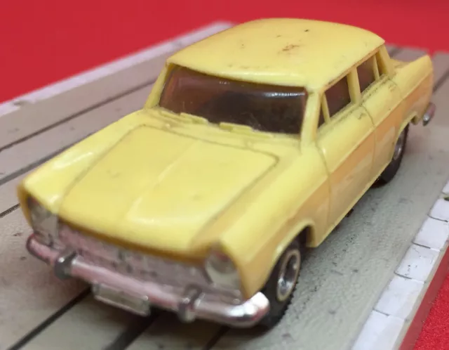 FALLER AMS FIAT 1800 jaune fonctionne running HO train 1/64 slot car LKW