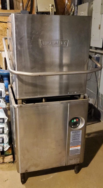 Hobart AM15 Commercial Dishwasher 203-240V 1-Ph