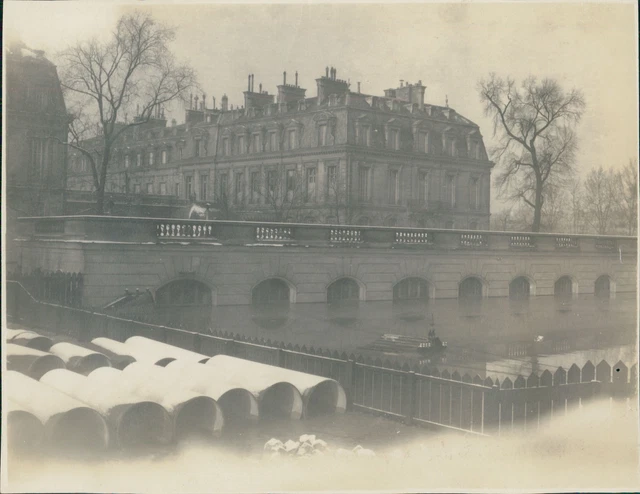 France, Inondations de Paris, Gare, 1910, Vintage silver print Vintage silver pr