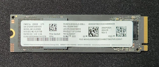 内蔵型SSD Samsung PM9C1a 256GB M.2 SSD SAMSUNG 256GB SSD - PM9C1a M.2 2242 NVMe PCIe Gen4x4 MZ