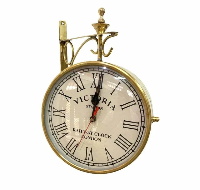 Horloge double face en laiton antique avec gare de Victoria