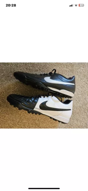 Nike Tiempo Indoor Soccer Trainers Uk Size 8