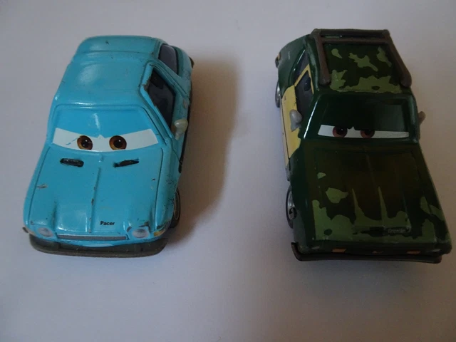 DISNEY CARS 2 Petey Pacer With Torch Lemons 2013 Mattel 1:55 *Non