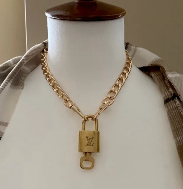 💯 Authentic Lv Lock And Key 🔐 #317 Charm Necklace Included Read Description