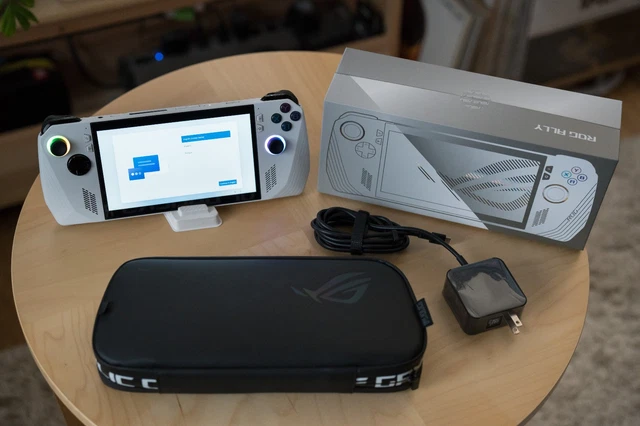 ASUS ROG ALLY Gaming Handheld Console Ryzen Z1 Extreme Complete in Box ...