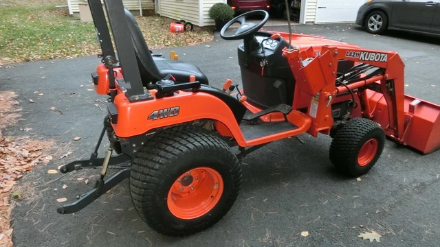 Kubota BX2230 4X4 Tractor with Only 158 Hours/ With Many Extras