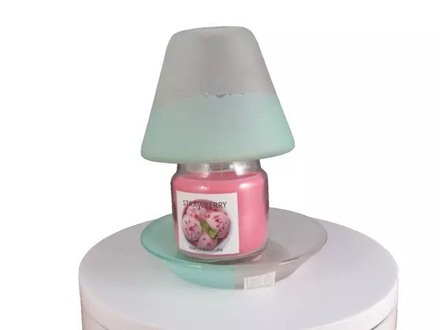 New Sm Yankee Candle Serene Aqua Shade With Tray+ Strawberry Scented Candle