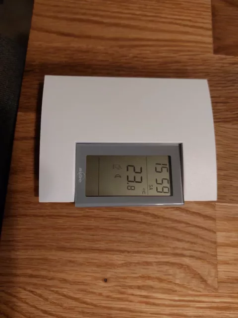 Thermostat d'ambiance filaire programmable Aube TH140