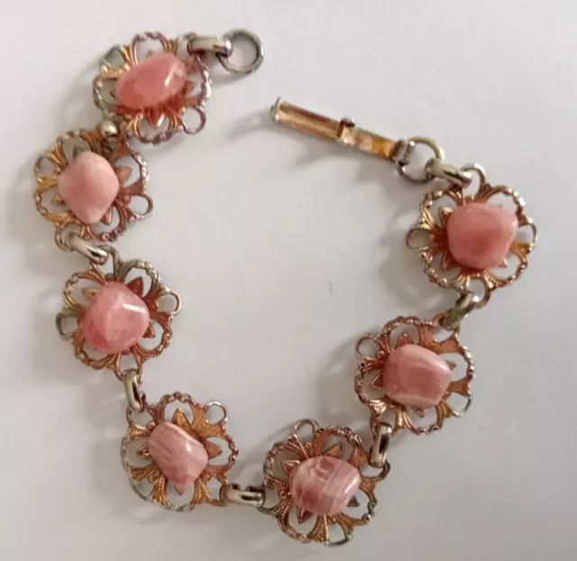 Lovely vintage silver tone & pink banded agate link bracelet