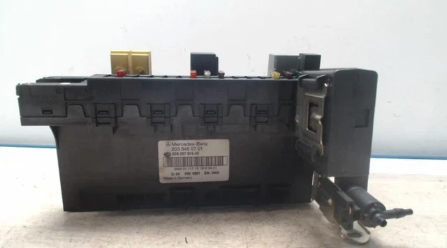 PORTE FUSIBLE MERCEDES CLASSE C 203 EUR 55,00 - PicClick FR