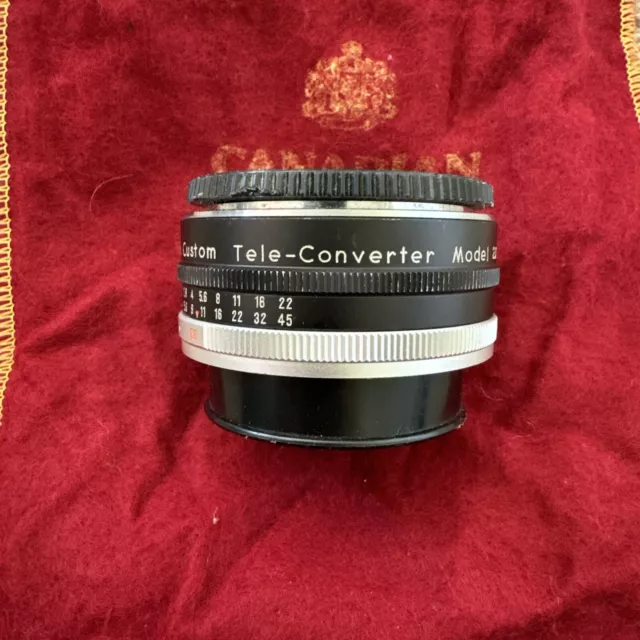 Vivitar Auto 2X Custom Tele-Converter Model 2X-7 lens