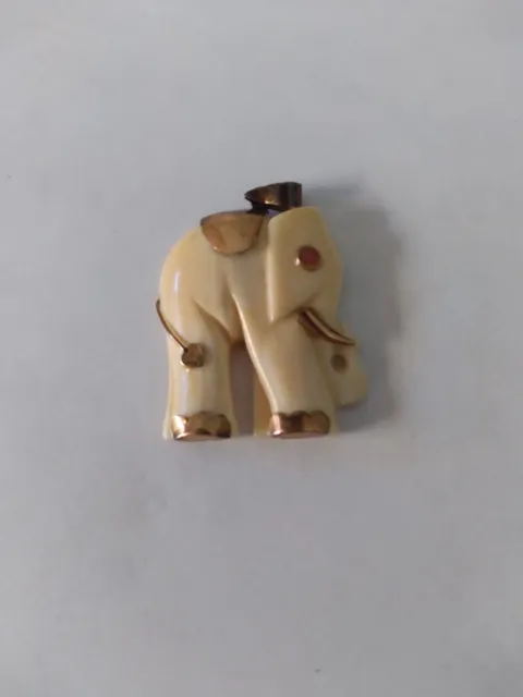 Vintage Hand Carved Elephant Pendant With Ruby Eye And 14K Gold 1X1 Inches
