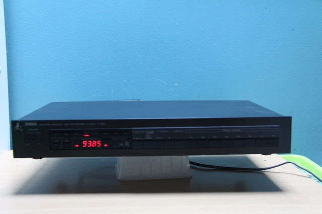 Tuner Hi-Fi Grundig T8200 MK II – FM/AM – Sorties RCA – Problème D'écran – Occasion Testé