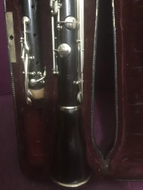 Interesting Viennese-German Oboe Model Instrument 3