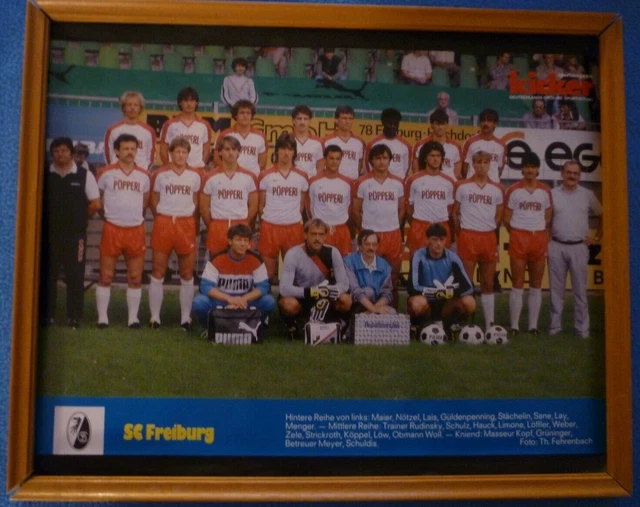 POSTER SC FREIBURG , 2.Liga 1985 , mit Jogi Löw EUR 1,00 PicClick DE