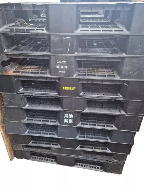 10 X Standard  Plastic Pallets 1100 X 1100  Soak away