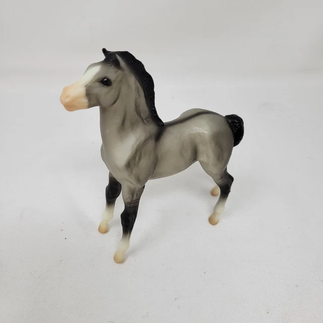 Breyer Classic Mesteno Grullo Foal #680 from Fun Foals Gift Set 2005-2008 h17008
