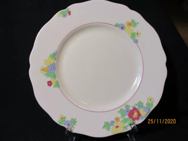 Royal Doulton. Minden. Dinner Plate. (24cm). D5334. Made In England.