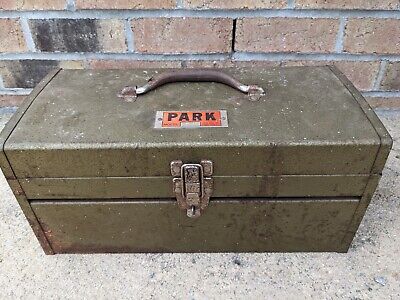 Vintage Park Mfg Co Metal Tool Box With Lift Out Tool Tray Model #84451 
