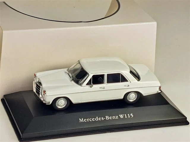 Modellauto Mercedes 200 /8 Strichacht 1968 hellgrün 1:43 Maxichamps bei , 37,90