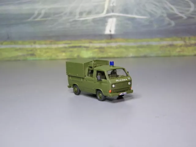 🚩ROCO Minitanks 413 VW Doka Bundeswehr Feldjäger H0 1:87 Wiking Brekina Busch