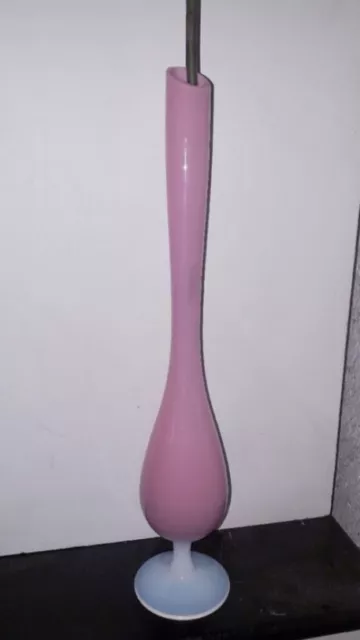 Vase soliflore opaline rose et pied opalescent blanc 1970 verre vintage