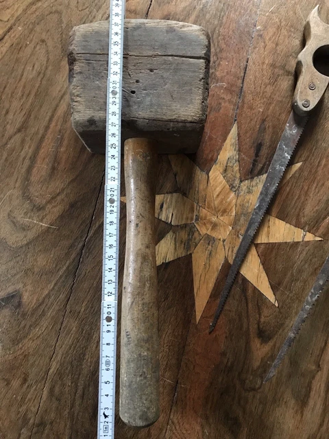 Holz-Hammer groß u 2 Sägen