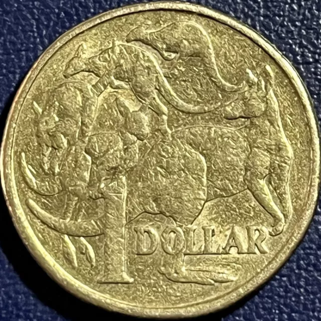 2016-Australia Rare $1 Dollar Circulated Coin good Condition hard To Fine . 2