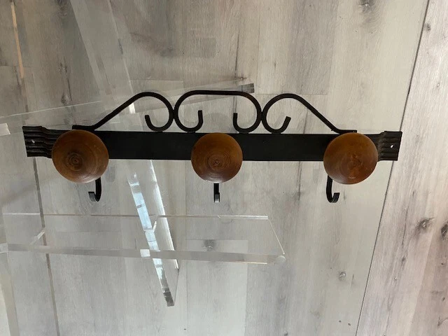 Sofoc Porte-manteaux mural d'entrée rustique Vestiaire en fer forgé avec tablette et 6 têtes en bois - Comparer avec Sofoc Porte-manteaux mural d'entrée rustique Vestiaire en fer forgé avec tablette et 6 têtes en bois - Comparer avec
