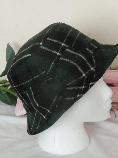 Cappello a campana a scacchi verde vintage Y2K con fiocco taglia medio/grande in perfette condizioni