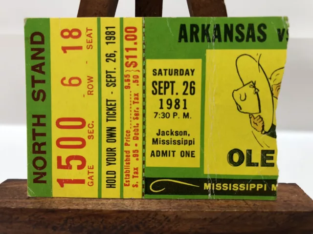 1981 OLE MISS REBELS v ARKANSAS RAZORBACKS Football Ticket Stub