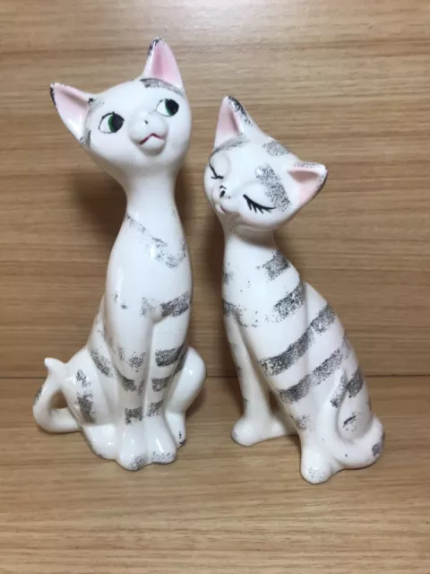 Vintage Cute Cat Figurine Large Salt & Pepper Shakers Made in Japan 1970s