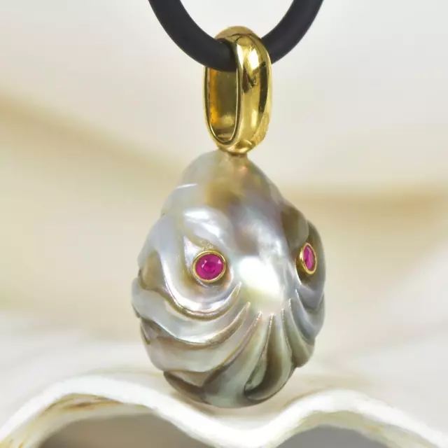 Octopus Carved Black Tahitian Pearl Ruby Gold Vermeil Sterling Pendant 4.35 g