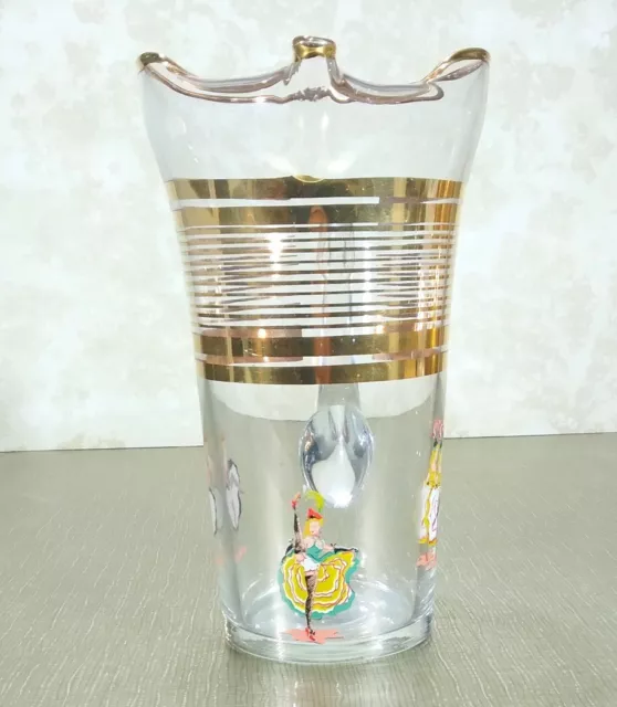 Superbe cruche en verre et dorure. Motif danseuses French Cancan. Années 1950. 2